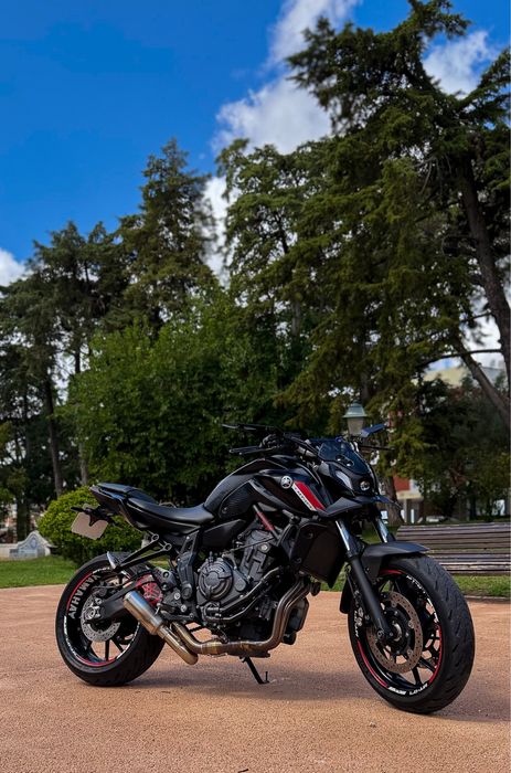 Yamaha MT-07 2022 — 55 kW — Full Black