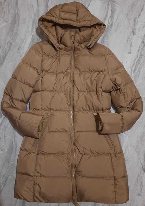 Tommy Hilfiger пуховик на девочку S