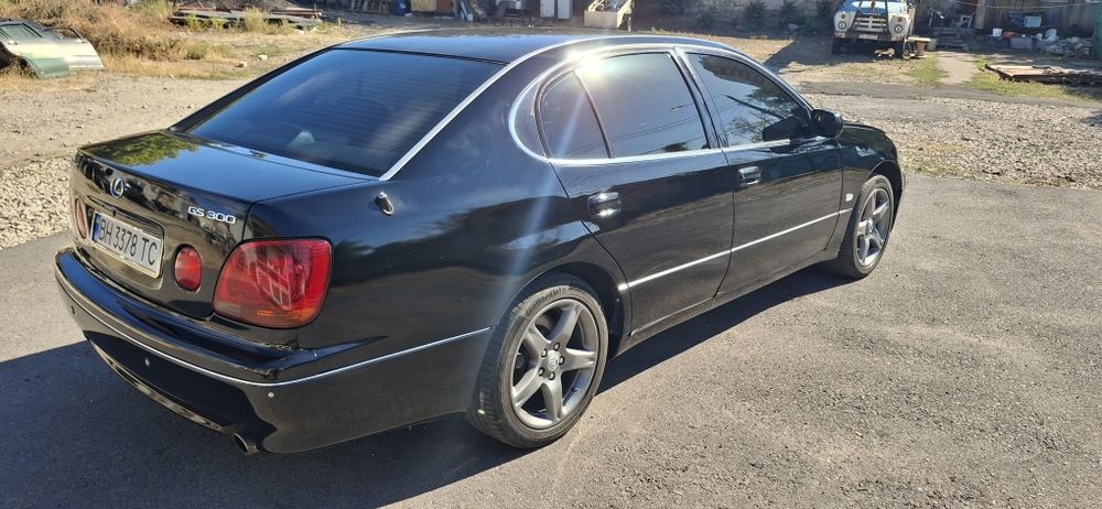 Продам Lexus GS 300