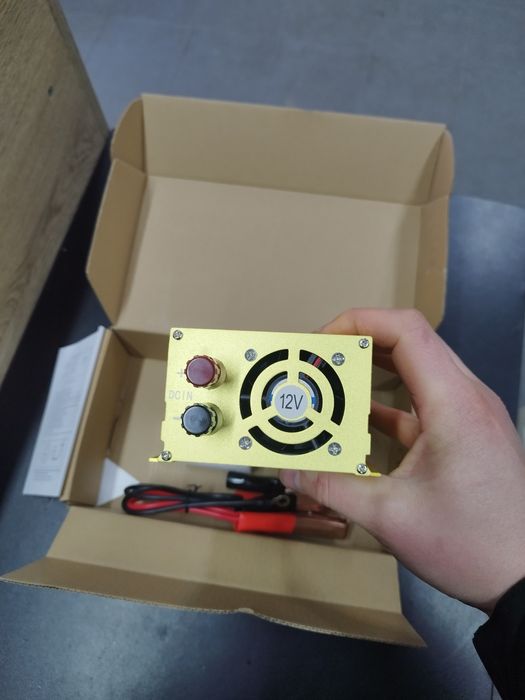 Інвертор чистий синус 12вольт