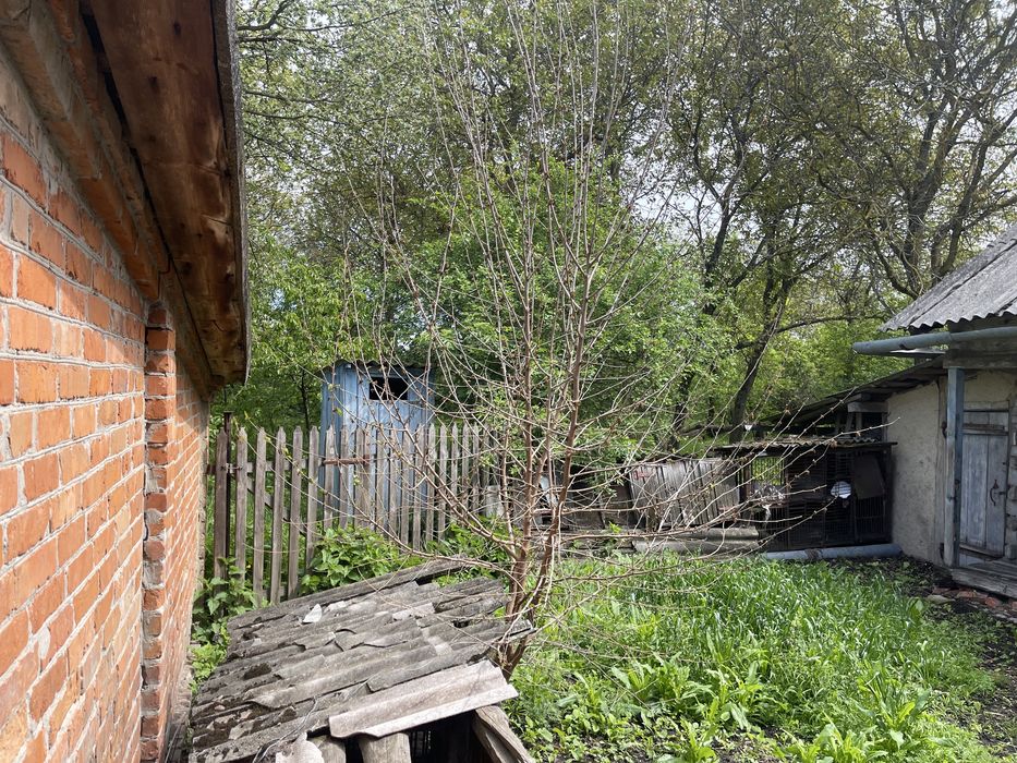 Будинок в центрі Куземина