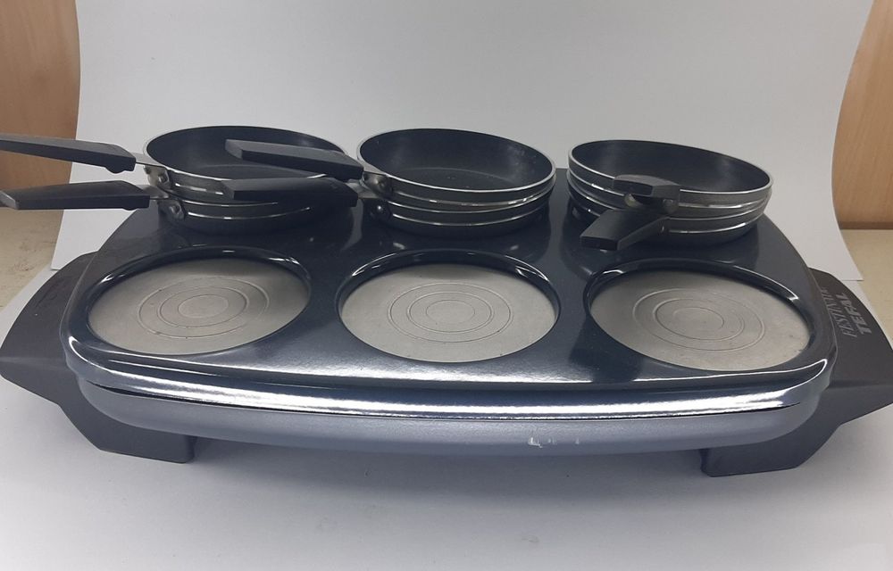 Электроплитка Tefal festinade з 6 сковородками tefal