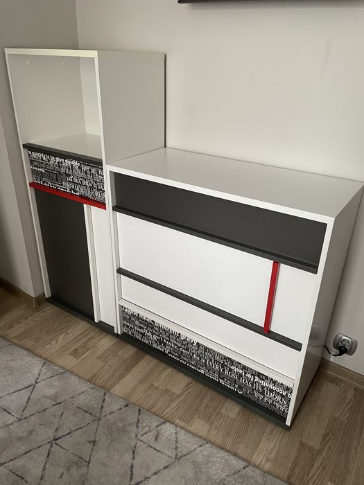 Zestaw mebli mlodzieżowych w idealnym stanie