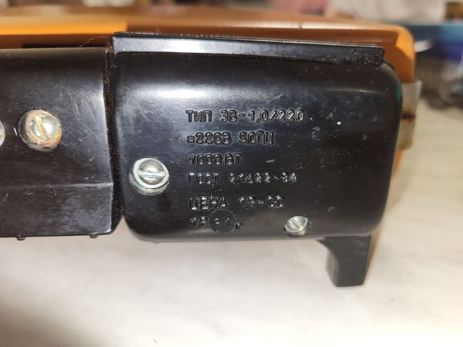 Электровафельница