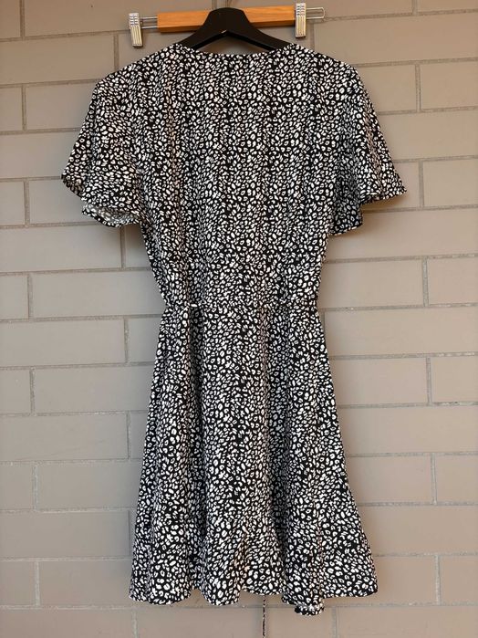 Vestido curto novo