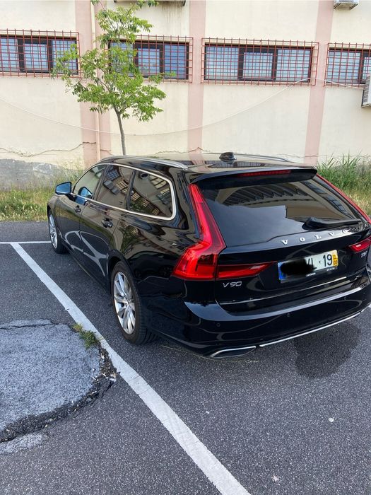 Carrinha Volvo V90 T8