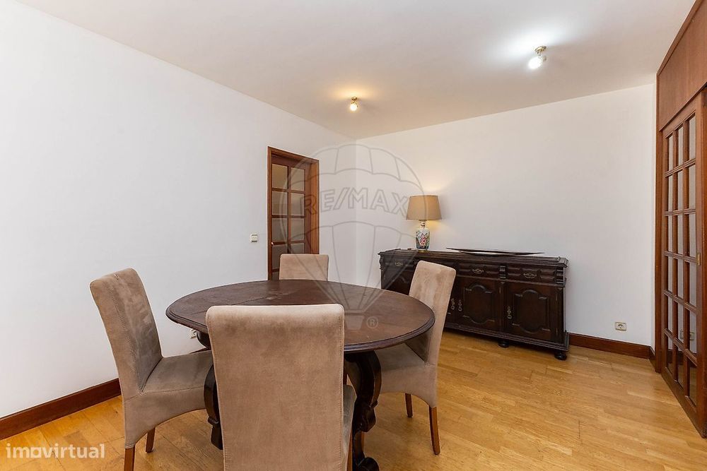 Apartamento T2 para arrendamento