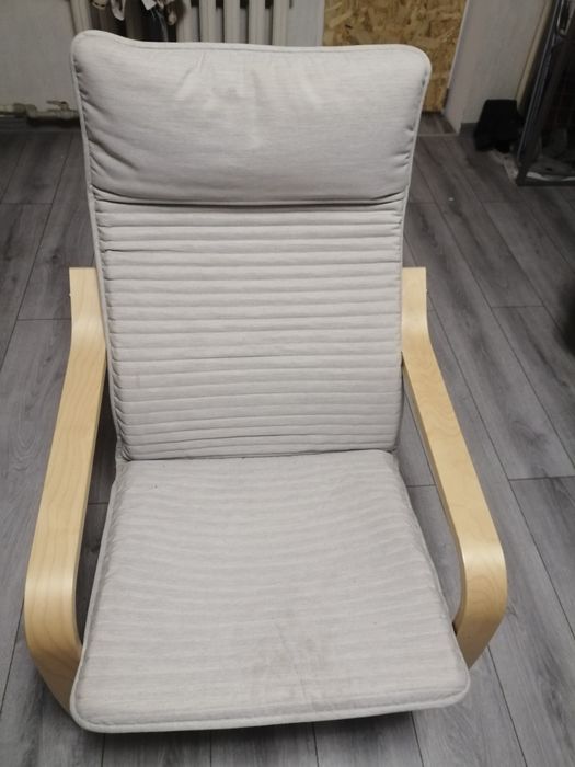 Кресло IKEA серии ПОЭНГ.
