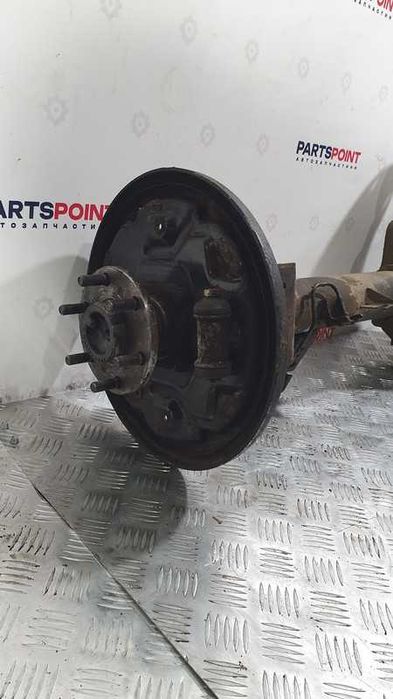 Задній міст Nissan Navara D40M, 2,5d. 2005-2010 (оригінал)