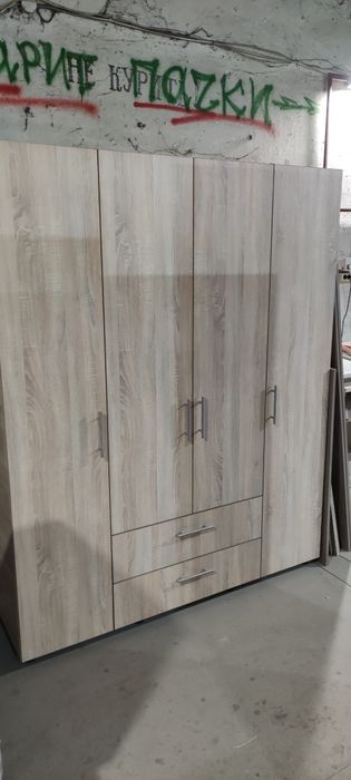 Предлагаем мебель для спальни и прихожей