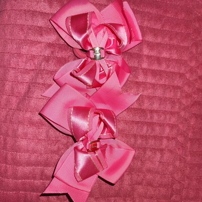 Резинки, заколки для волосся, аксесуари для волосся великий асортимент