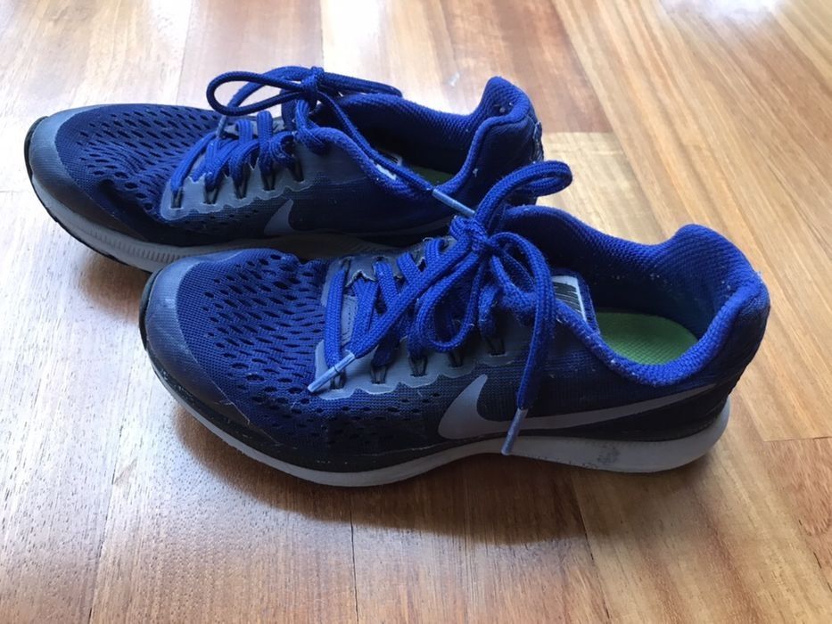 Nike Buty do biegania Zoom Pegasus 35,5