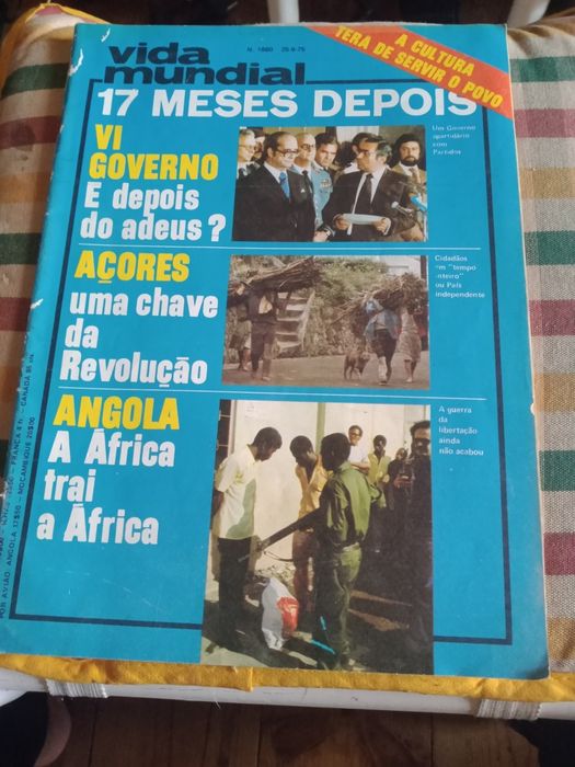 Lote 2 revistas do ano 1975