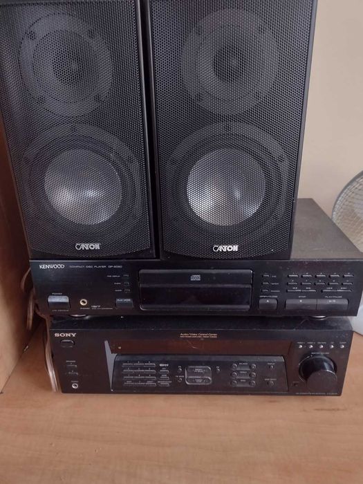 Wzmacniacz z tunerem, odtwarzacz CD i głośniki