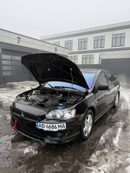 Mitsubishi Lancer 10-X