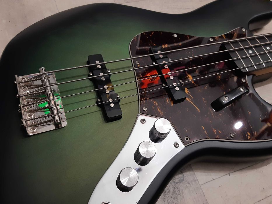 Gitara Basowa Auriga Jazz Bass-transparent green burst-wysyłka-zamiana