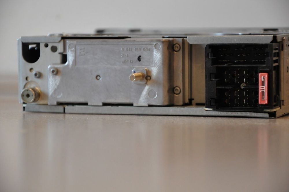 Radio samochodowe Blaupunkt San Remo MP26 RDS FM 30 stacji CD MP3