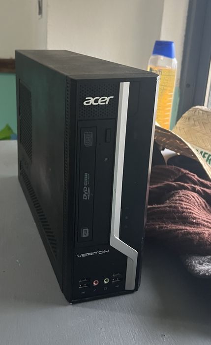 Torre Acer+Monitor Samsung