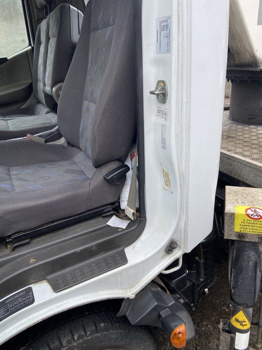 Вишка, Nissan Cabstar