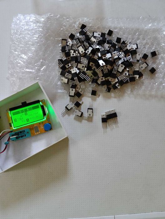 Транзистор IRF530N MOSFET