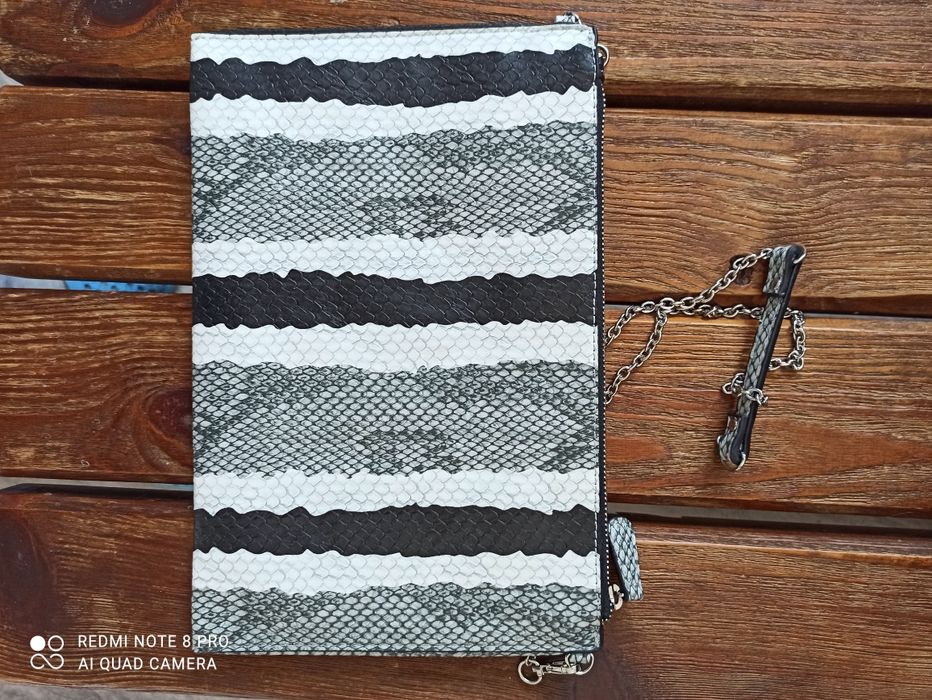 Клатчи - кошельки