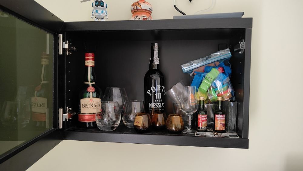 Móvel TV IKEA + bloco suspenso