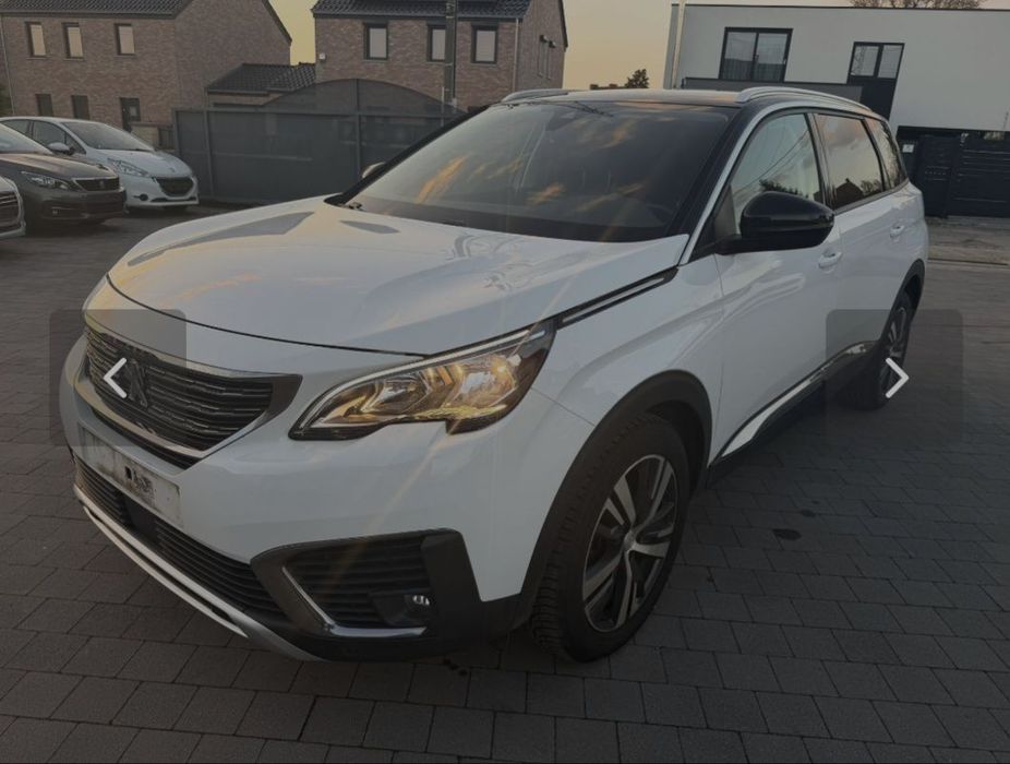 Peugeot 5008 PureTech 130 Stop & Start Allure Pack