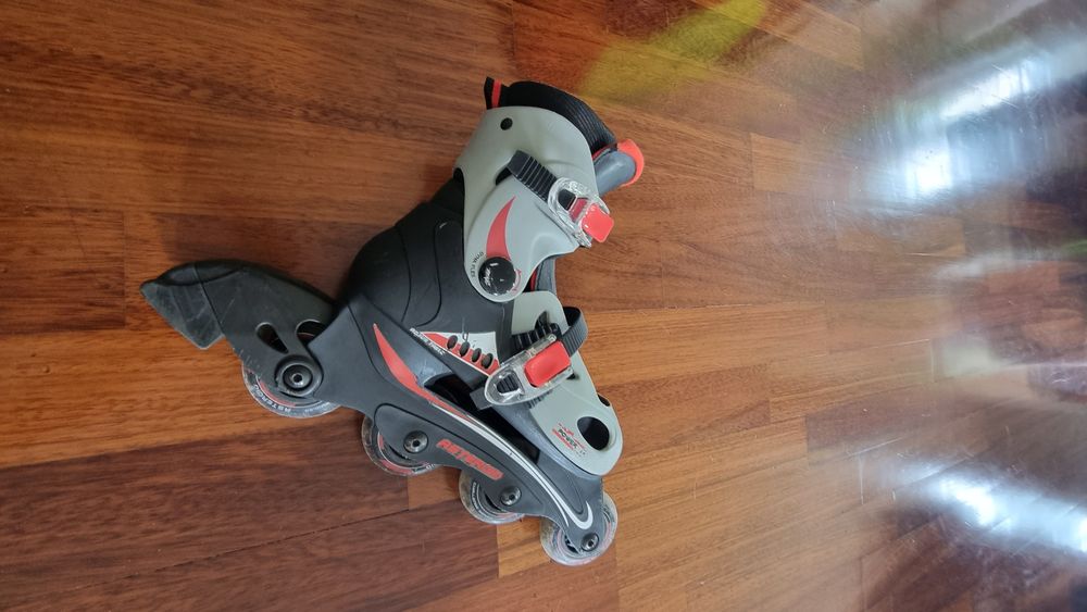 Patins em Linha Ajustáveis de Criança