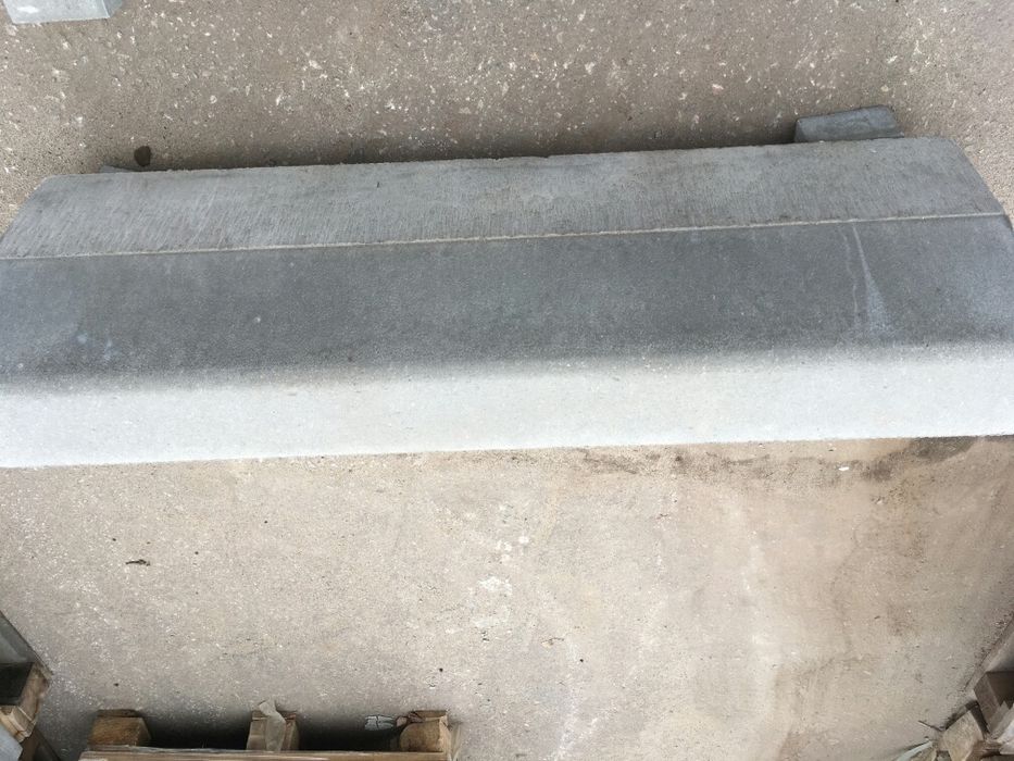 Бордюри тротуарні,дорожній.