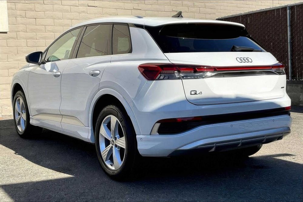 Audi Q4 e-tron quattro Prestige      2023