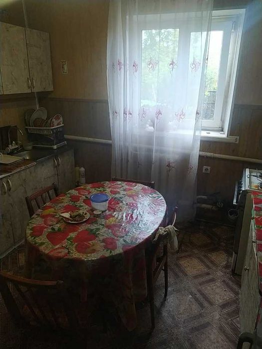 Здам кімнату в будинку  без сплати ком послуг