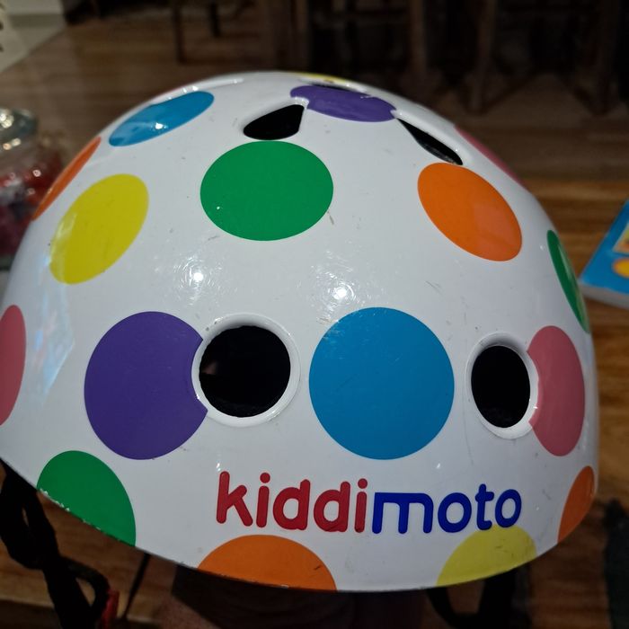 Kask rowerowy na  rolki hulajnoge 48 53 cm