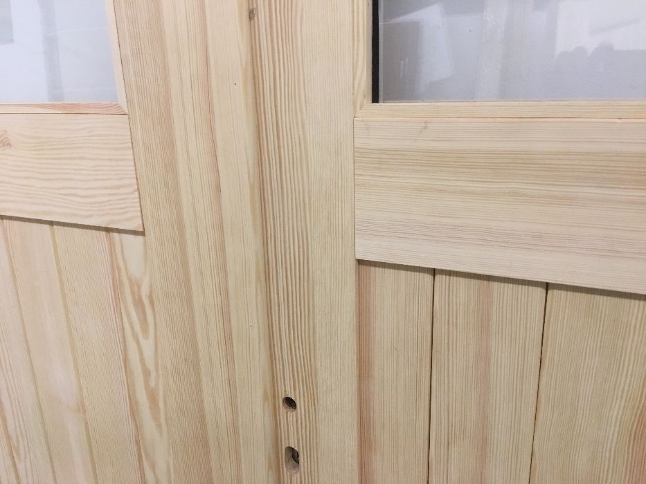 Drzwi DREWNIANE KRIS garażowe frezowane  Na Wymiar brama CAŁA POLSKA