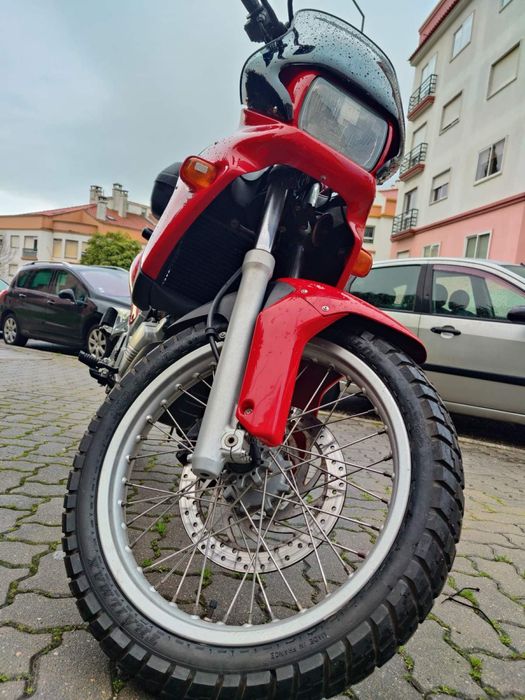 Mota BMW F650 Vermelha - 1995 - 18.970km