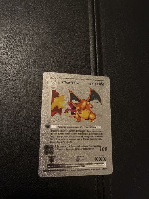 Charizard - Cartas raras/ UltraRaras Pokemon