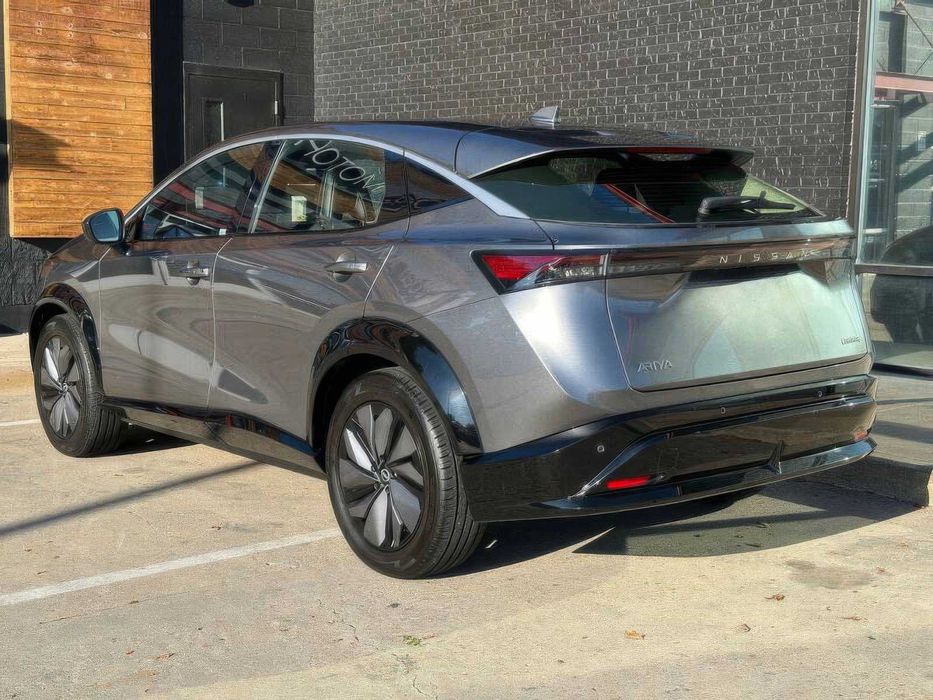 Nissan Ariya Platinum      2023