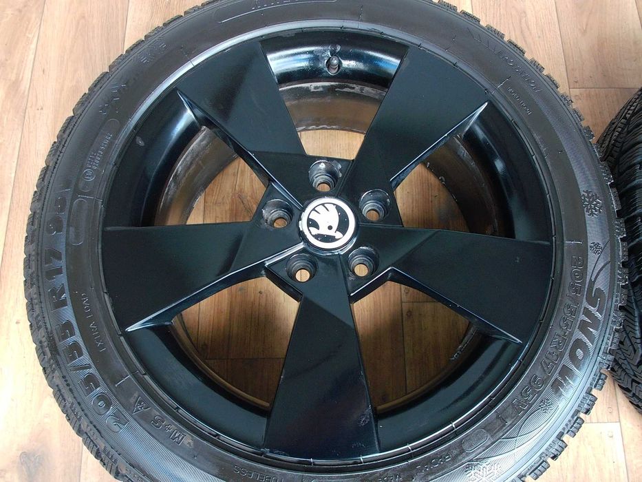Felgi Skoda VW Seat Audi  17 5x112 ET 49