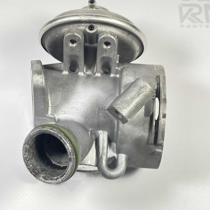 Клапан EGR - ЕГР на Мерседес C W203 E W210 ML270 W163 2.2 om611 2.7
