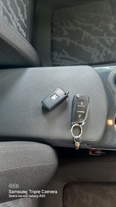 PEUGEOT 3008 1.6, 2009р