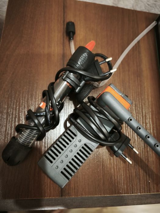 Продам акваріум 25×25 см