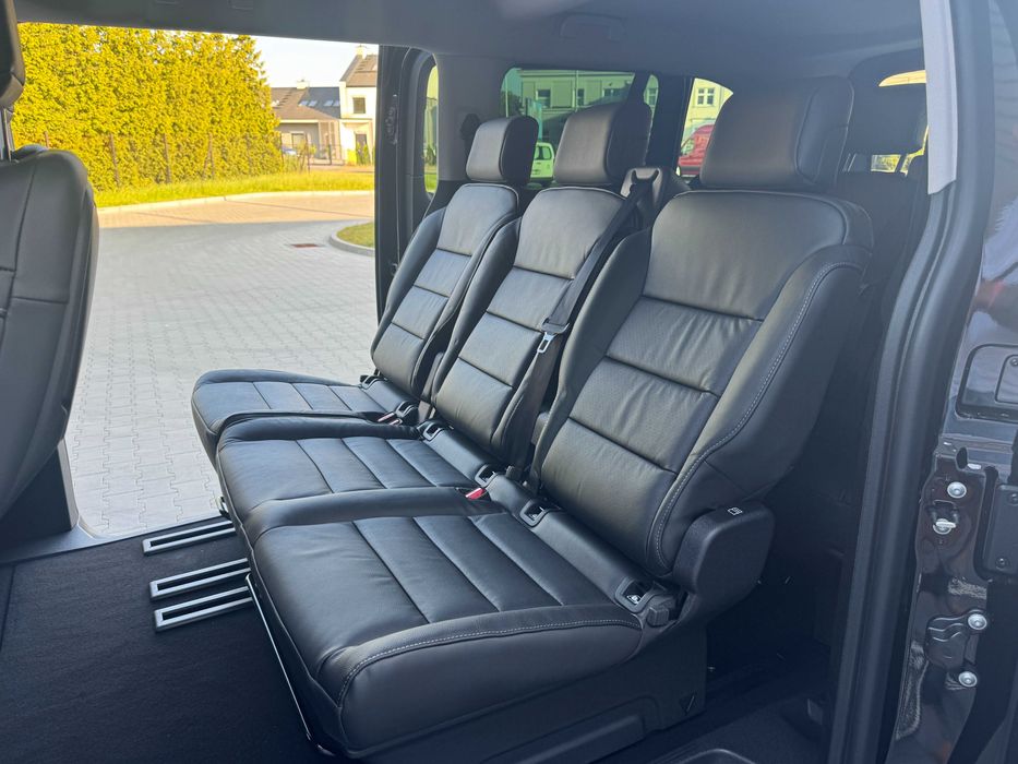 wynajem busa   wypożyczalnia samochodów bus wynajem