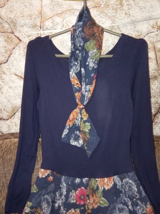 Платье красивое женское, элегантный крой