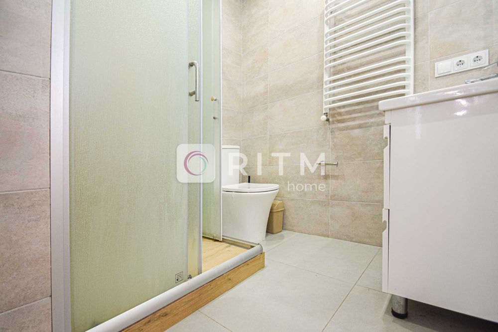 2-к. квартира  в новобудові з ремонтом та і/о за вул. Чумацька