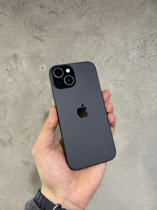 Б/у iPhone 15 256Gb Black