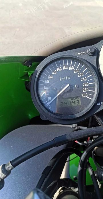 Kawasaki Ninja ZX9R