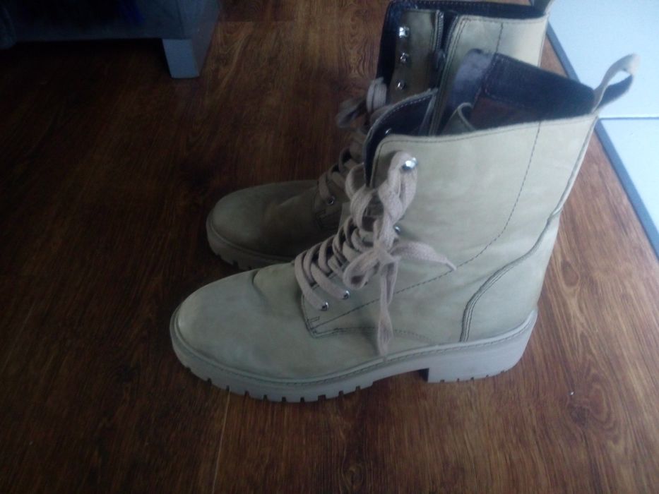 Buty zamsz do rekonstrukcjii historycznej pustynna burza