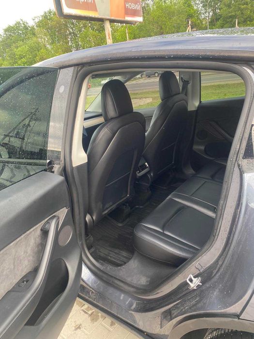 Продам авто Tesla Model Y