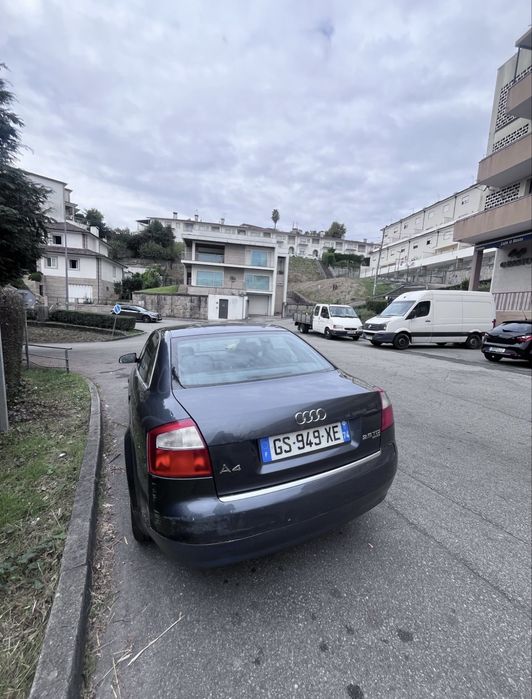 Vendo peças Audi A4 B6