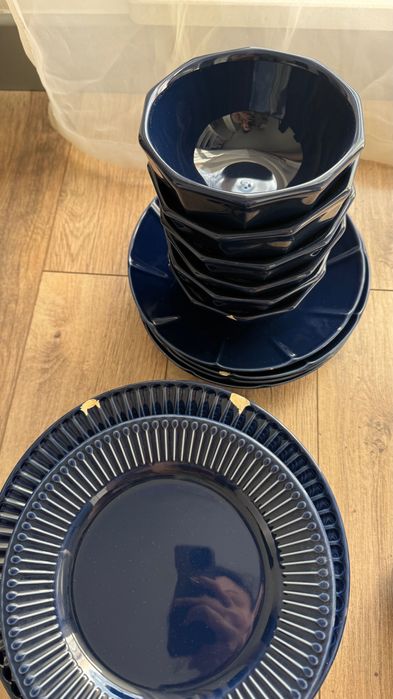 Zastawa z Ikea, granat, używane