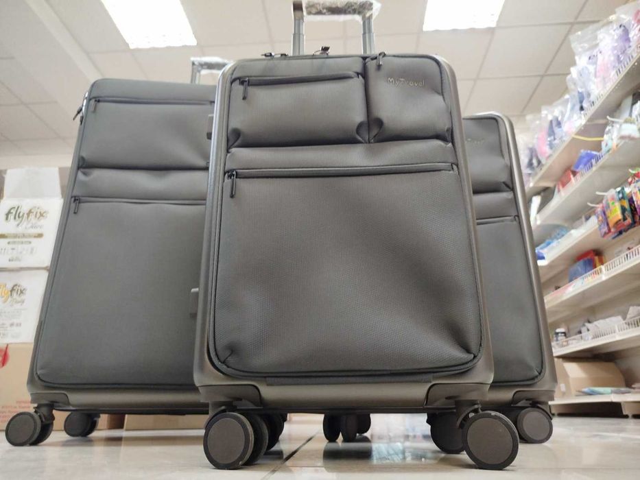 Валізи набір чемоданів 3 штуки